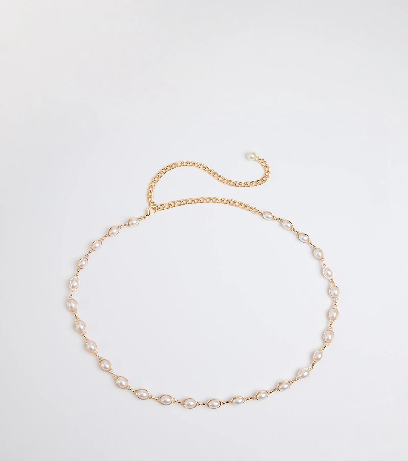 Oh-So-Chic Faux Pearl Chain Belt