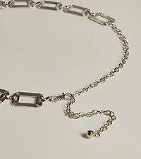 Sleek Trendsetter Textured Chain Belt