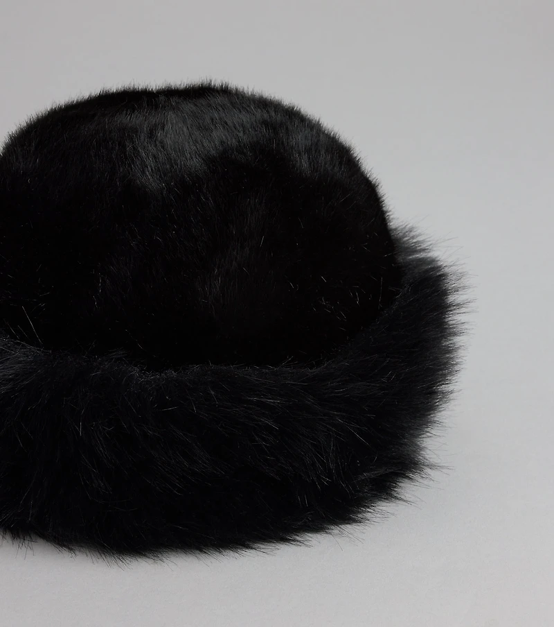 Cozy Glam Faux Fur Round Bucket Hat