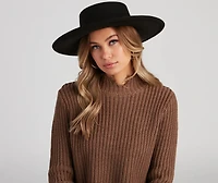 Chic Chain Detail Boater Hat