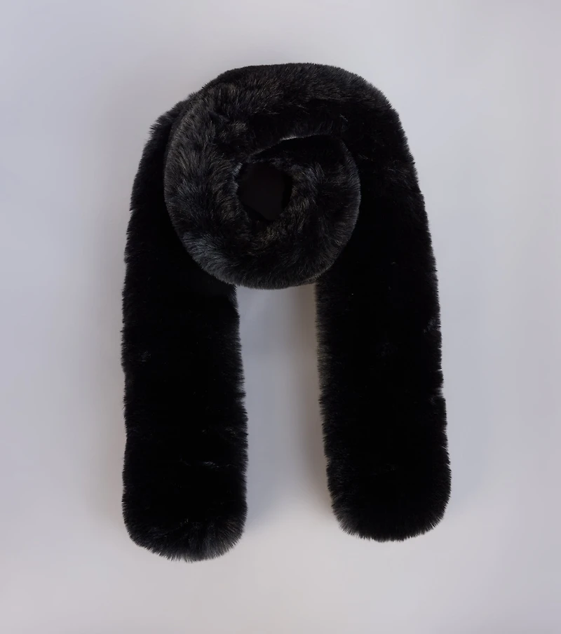 Snuggle Luxe Faux Fur Scarf