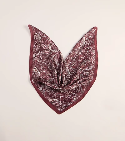 On Point Paisley Woven Scarf