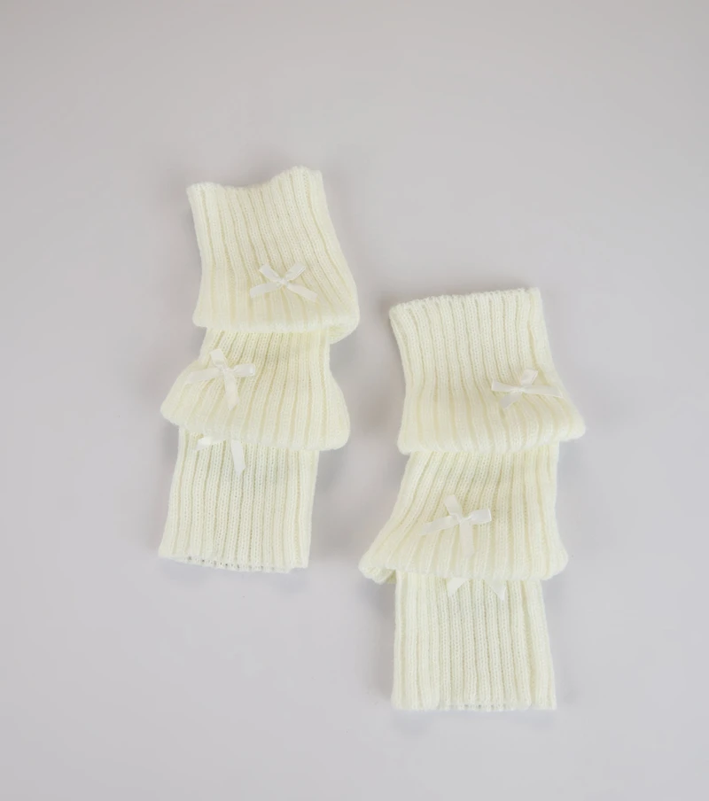 Final Touch Cuffed Bow Leg Warmers