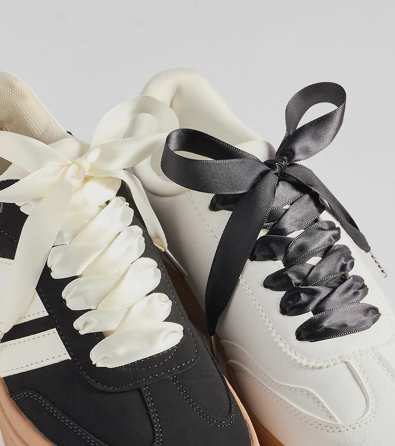 Sleek And Stylish Shoeslaces Two-Pack