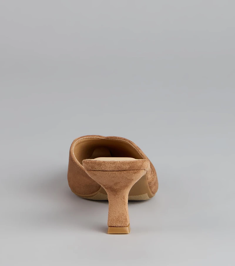 Chic Steps Pointed Toe Pumps