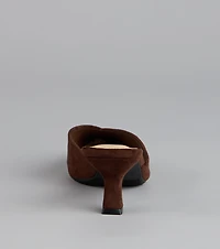 Chic Steps Pointed Toe Pumps