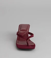 Feeling Chic Thong Square Toe Heels