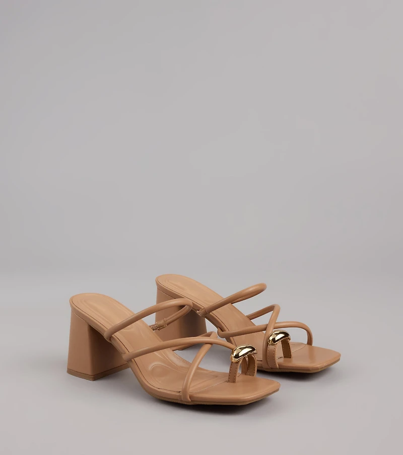 Walking Pretty Toe Ring Heels