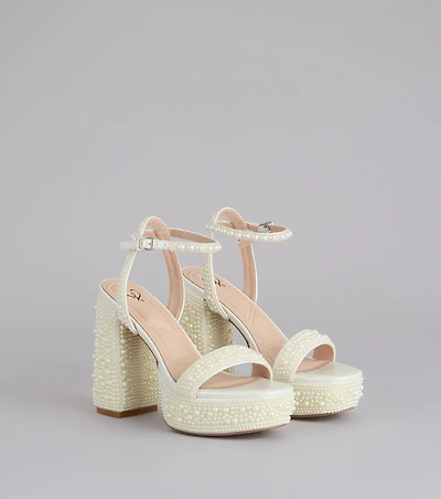 Here Comes The Glow Pearl Heels