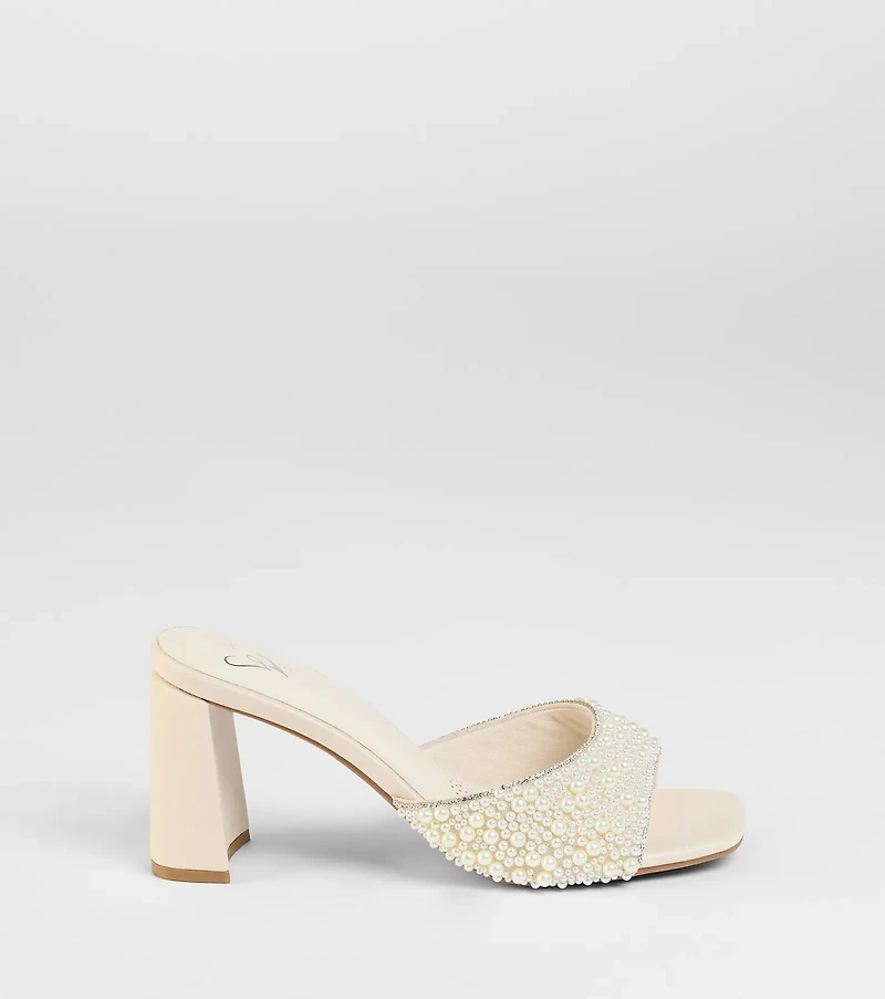 Classy And Cute Faux Pearl Block Heels