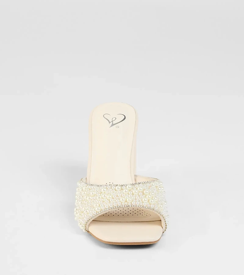 Classy And Cute Faux Pearl Block Heels