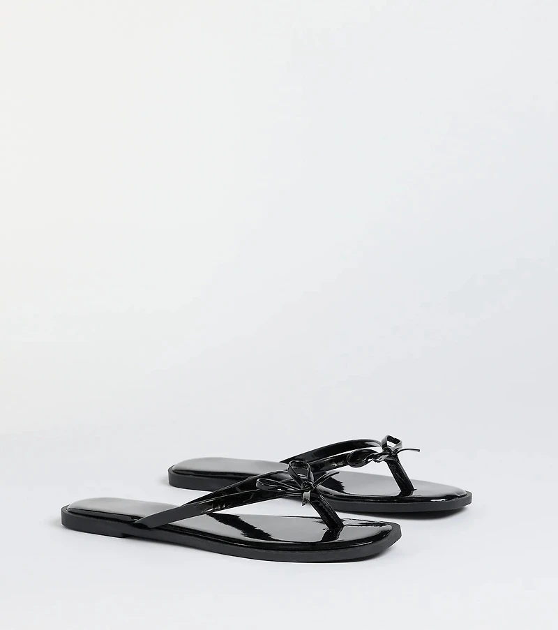 Dainty Looks Bow Thong Sandals