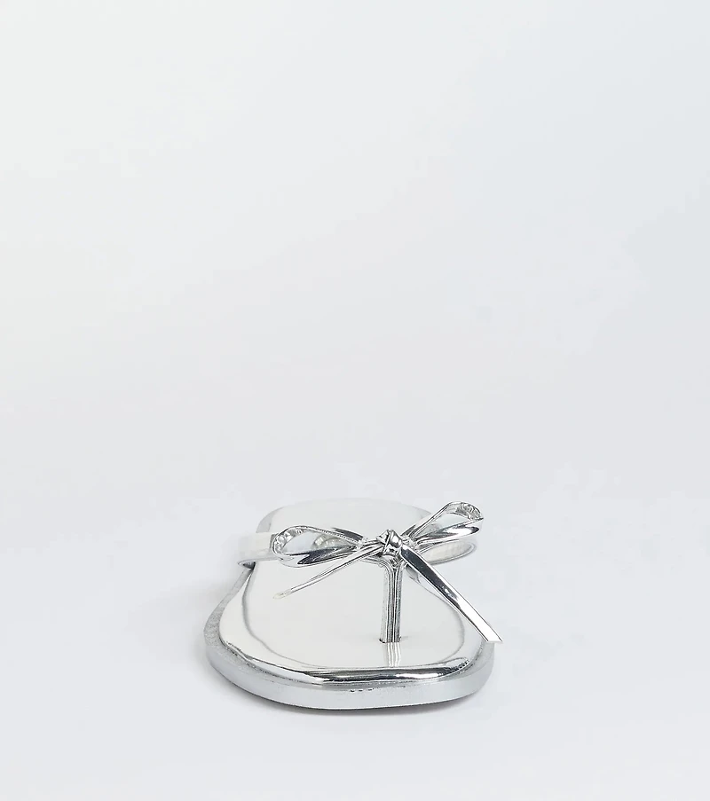 Dainty Looks Bow Thong Sandals