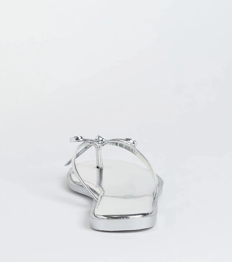 Dainty Looks Bow Thong Sandals