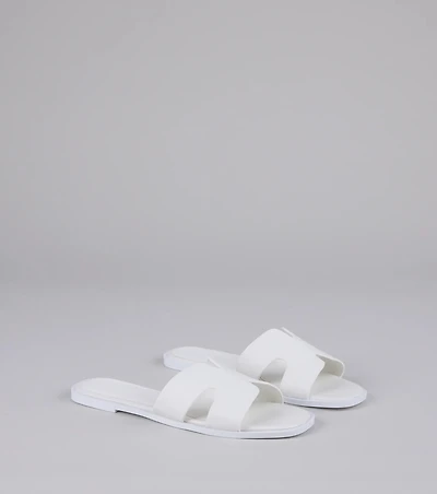 Everyday Chic Cutout Sandals