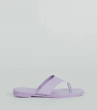 Cute Trendsetter Thong Strap Faux Leather Sandals