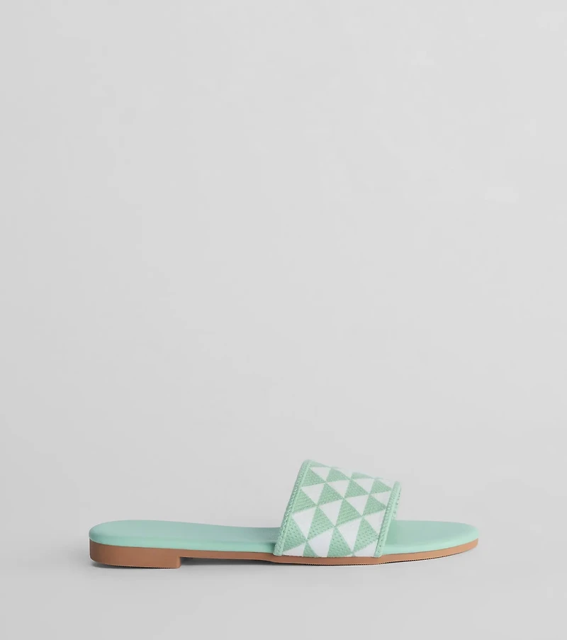 Points Of Interest Triangle Print Strap Flat Sandals
