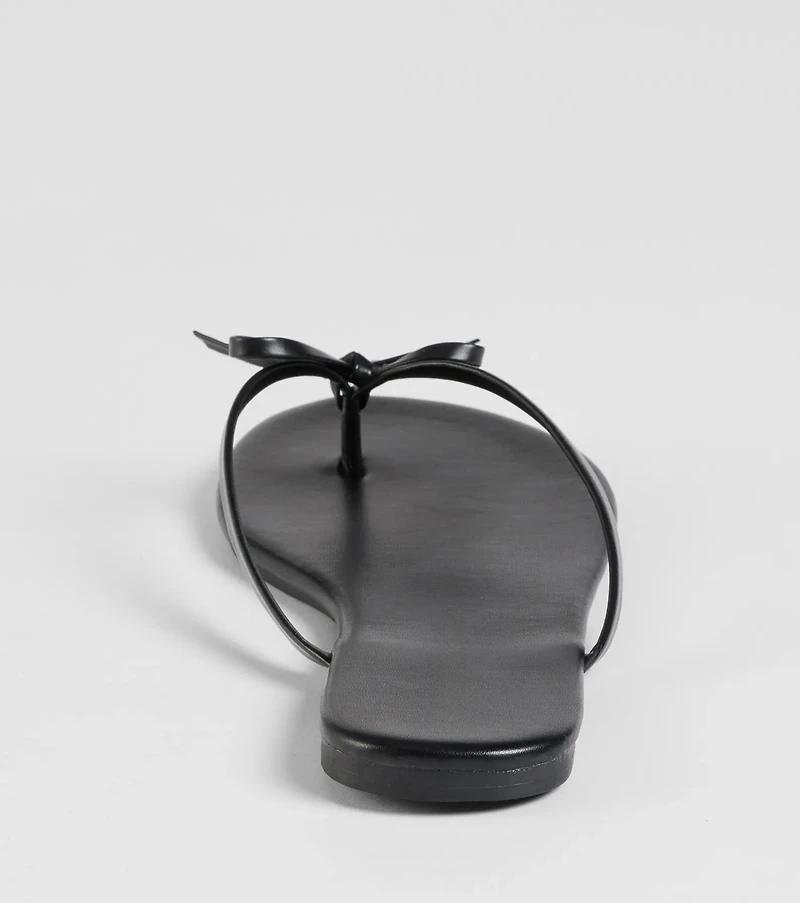 Perfect Pair Bow Detail Thong Strap Sandals