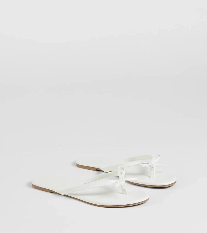 Perfect Pair Bow Detail Thong Strap Sandals