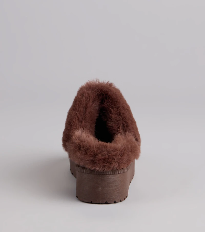 Cozy Girl Platform Faux Fur Slippers