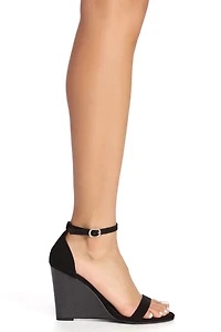 Basic Step Stacked Heel Wedge