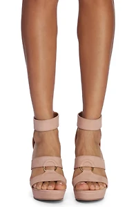 Put A Ring On It Wedges