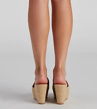 Summertime Chic Straw Wedges