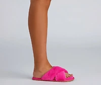 Cozy And Chic Faux Fur Slippers