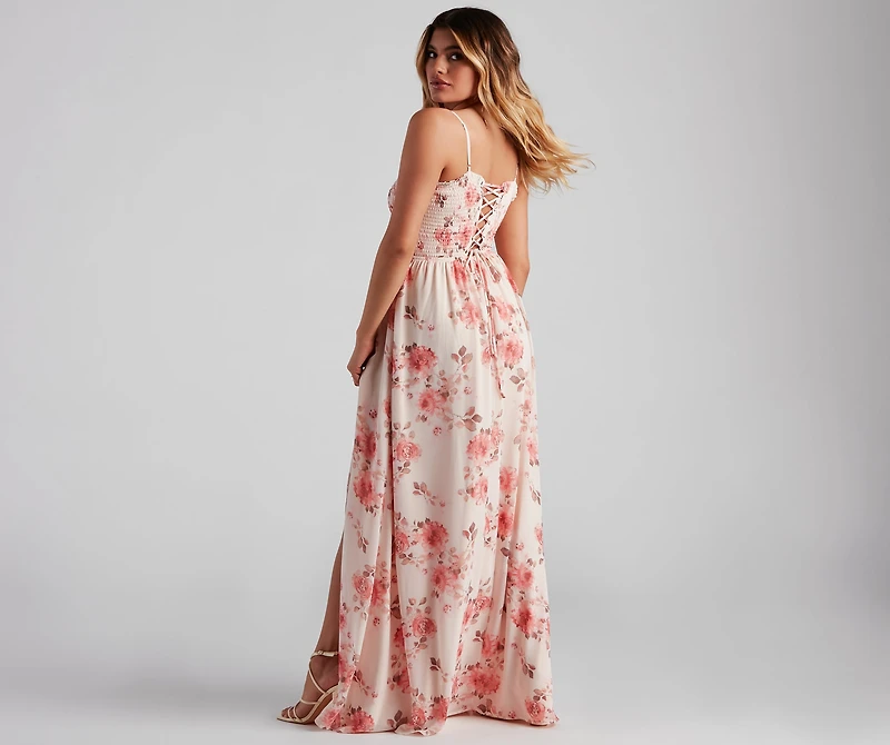 Effortlessly Enchanting Floral Maxi Dress
