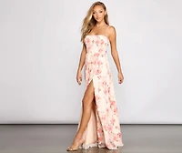 Effortlessly Enchanting Floral Maxi Dress