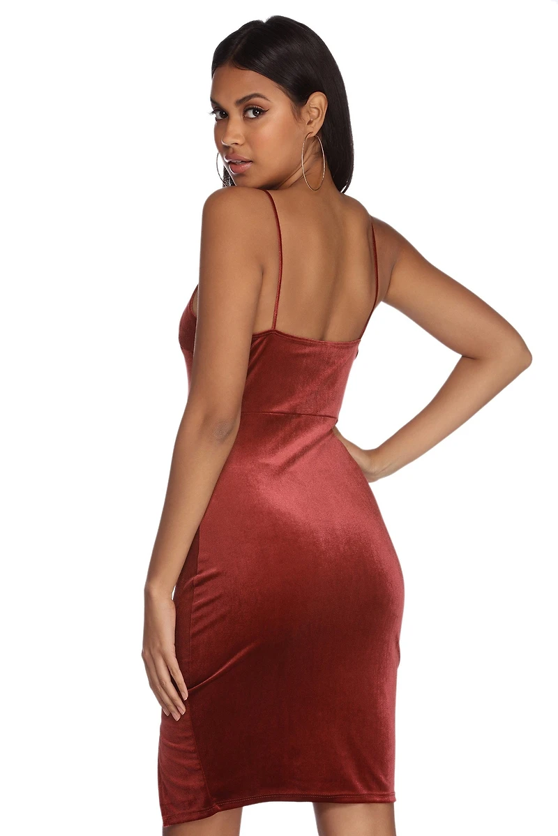 Want It All Velvet Midi Dress