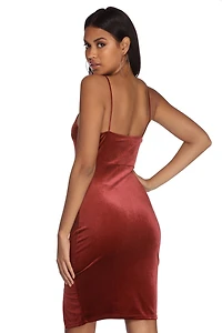 Want It All Velvet Midi Dress