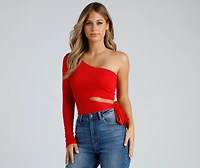 Single Sleeve Ribbed Crop Top
