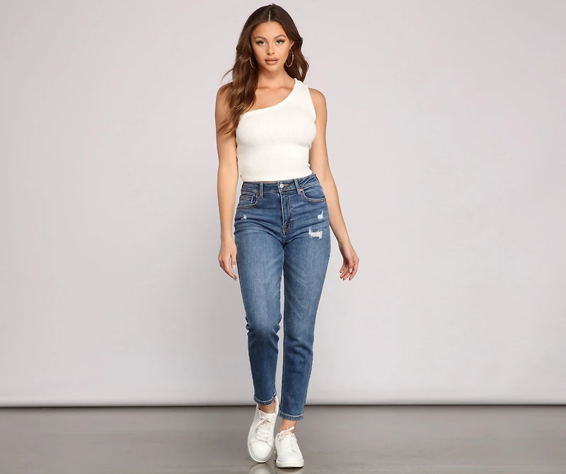 Effortlessly Edgy Crop Top
