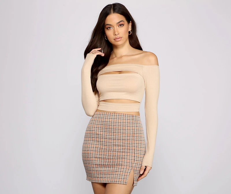 Off the Shoulder Ribbed Crop Top