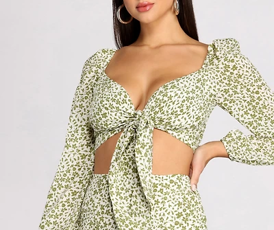 Flower Thru It Tie Front Crop Top
