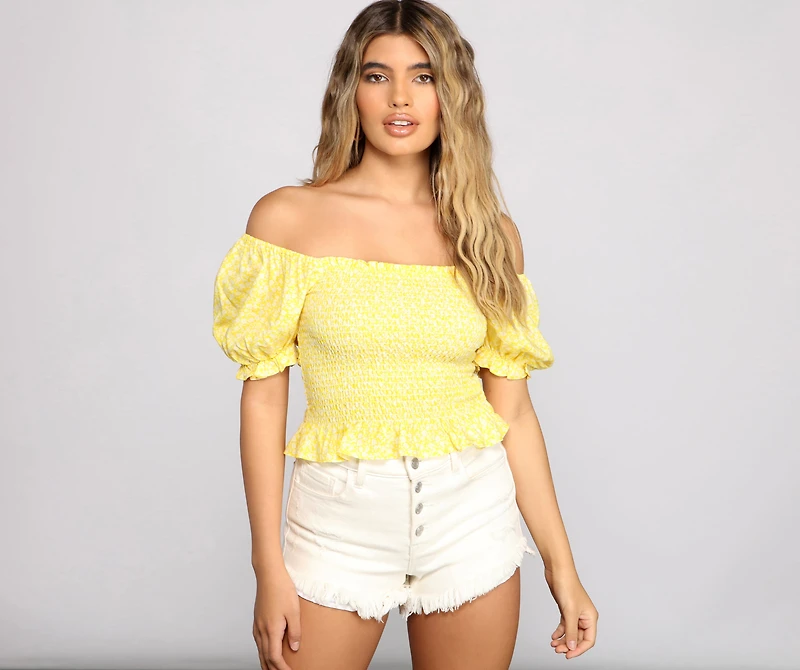 Dainty Daisy Smocked Top