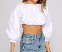 Effortless And Chic Crop Top
