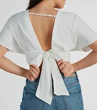 Chic Arrival V-Neck Dolman Satin Crop Top