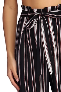 Set Stripes Straight Leg Pants
