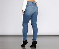 Bella High Rise Distressed Skinny Jeans