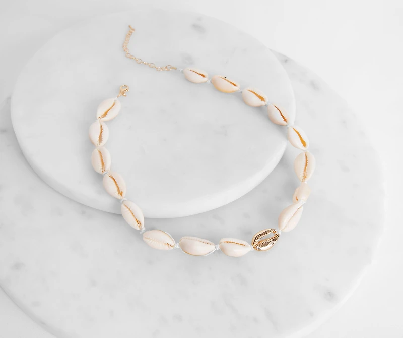 Shell Choker Necklace