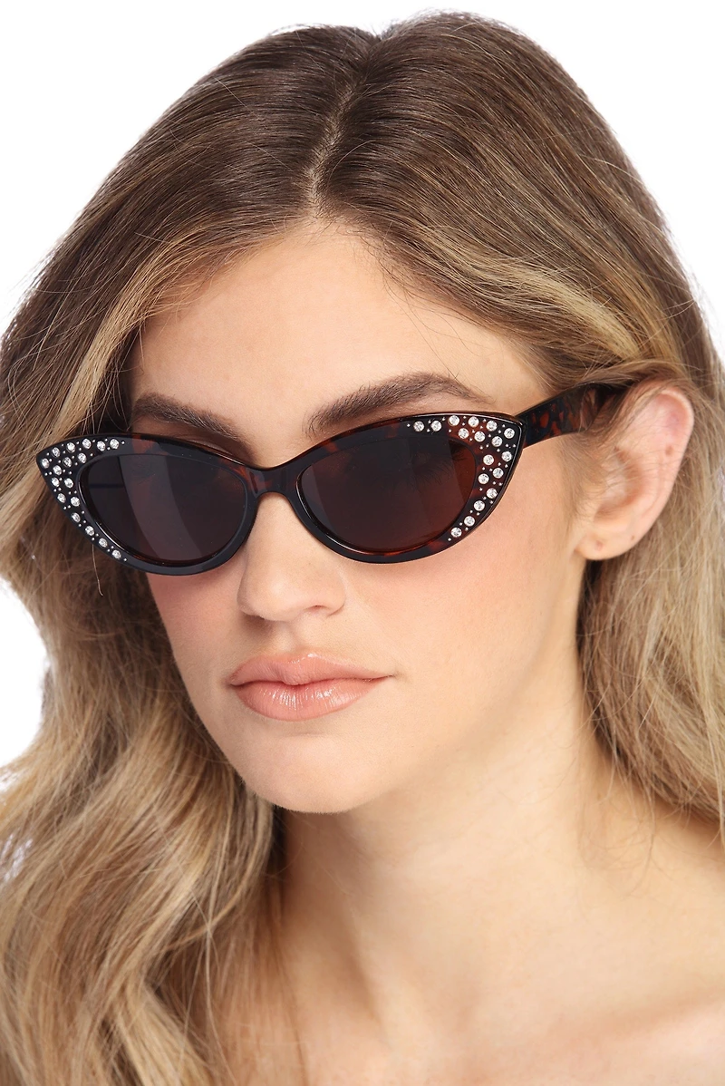 Dazzle Diva Cat Eye Sunglasses