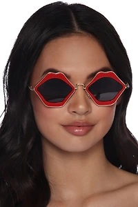 Talk To The Shades Sunglasses