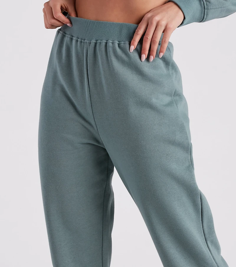 Comfy Vibes Crop Top And Sweatpants Set