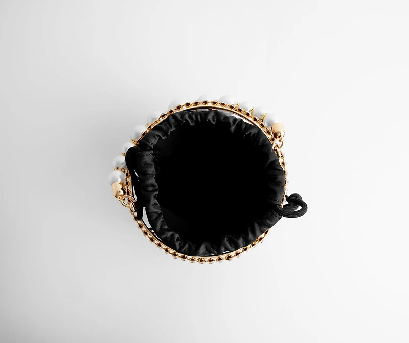 You Go Pearl Rhinestone And Pearl Basket Handbag