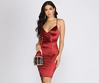 You Go Pearl Rhinestone And Pearl Basket Handbag