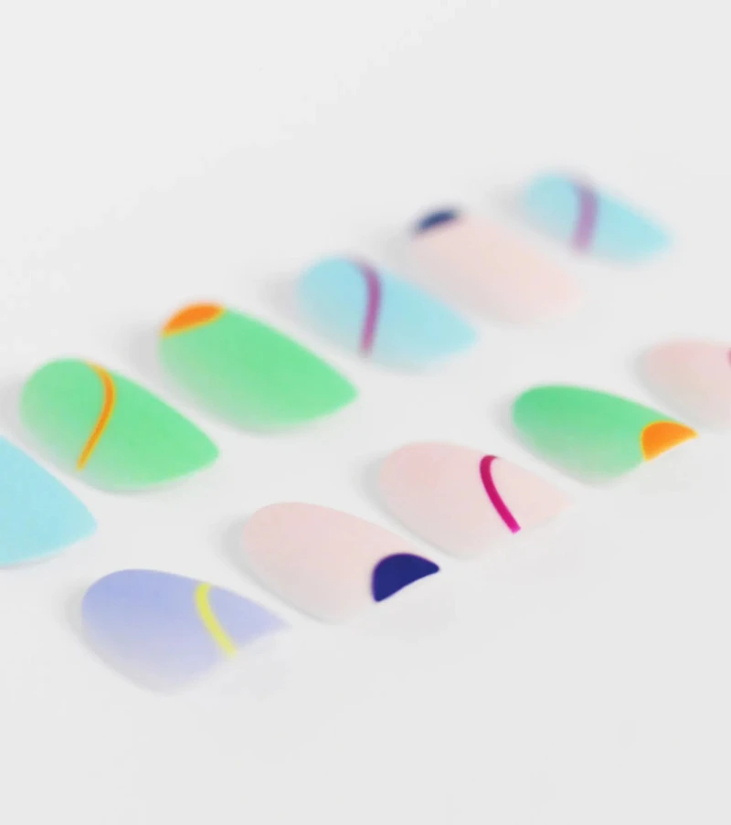 Chasing Rainbows Press On Nail Kit