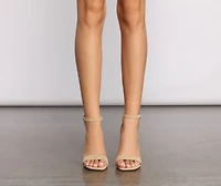 Minimal Moment Thin Block Heels
