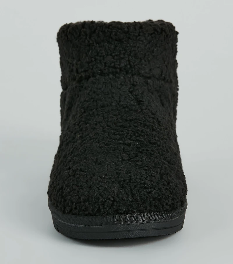 Plush Comfort Faux Sherpa Booties